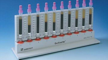 Почему может быть понижен показатель СОЭ в крови